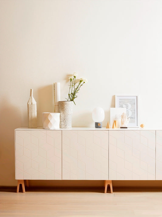 Işığın Yansımaları: Beyaza Övgü